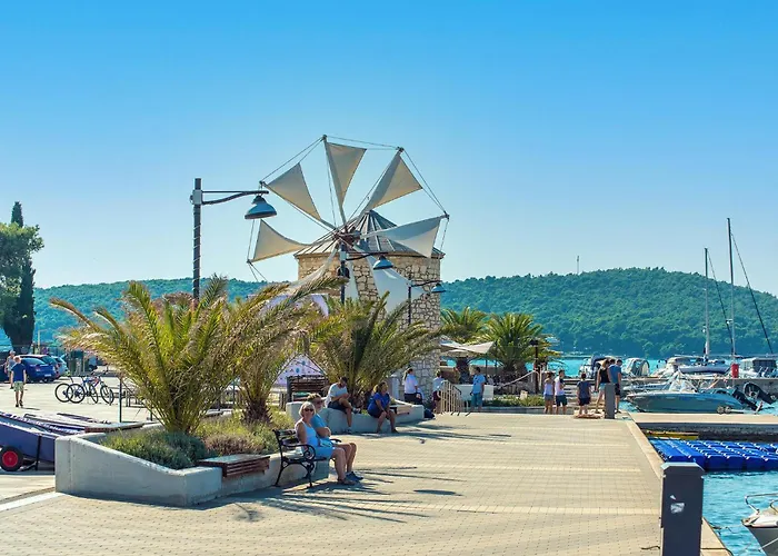 Apartman 2 Bedroom Awesome In