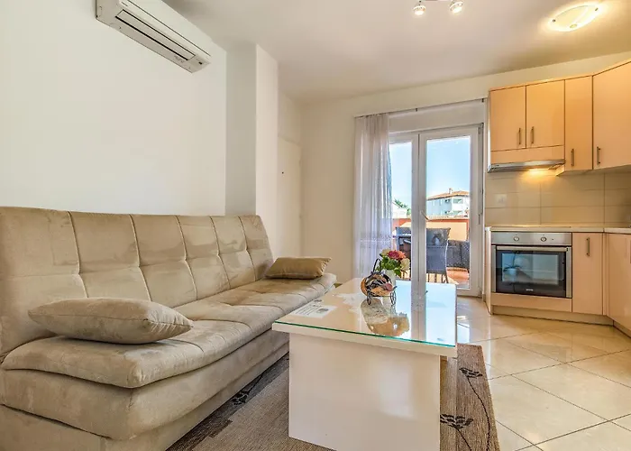 2 Bedroom Awesome In Appartamento